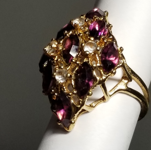 Relisted -Vintage purple gems ring 18k HGE cluster gold tone cocktail statement - Picture 10 of 15